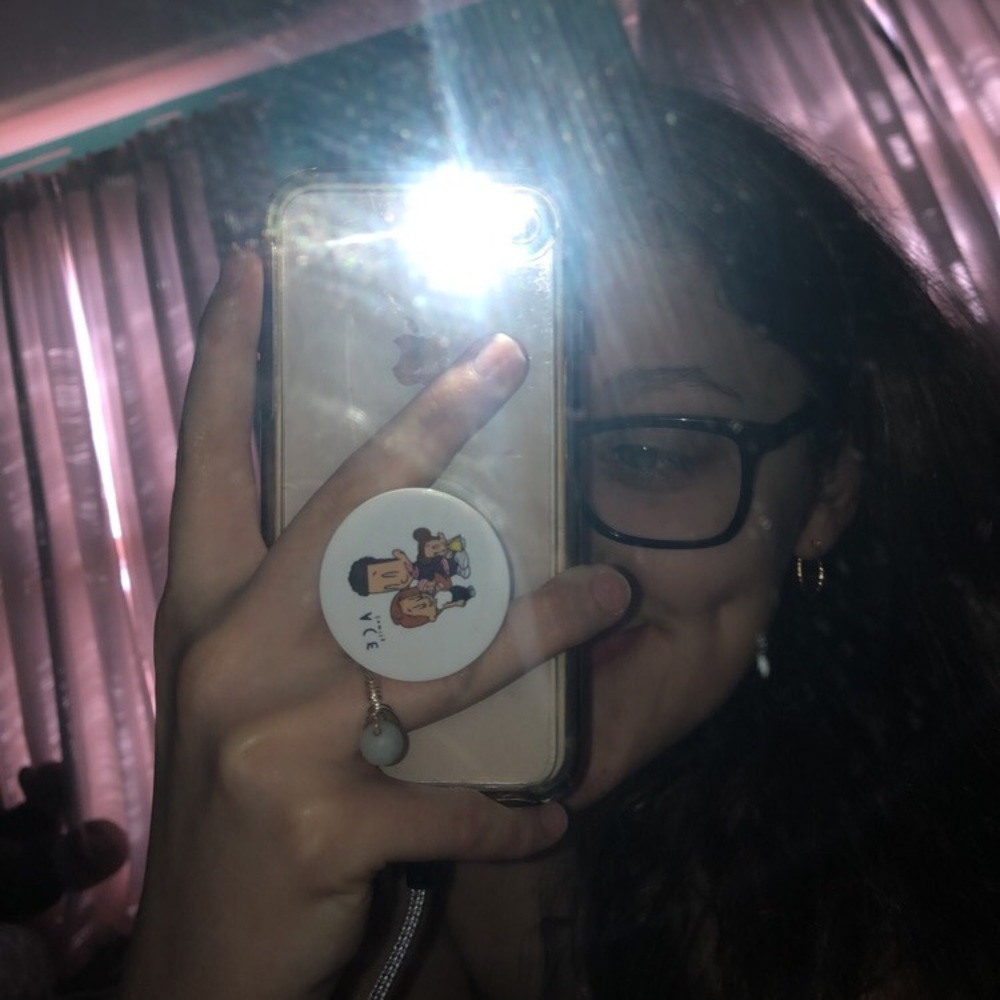 Meet your Posher, Samantha